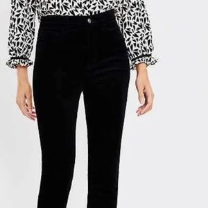 LOFT - SKINNY PETITE BLACK PANT